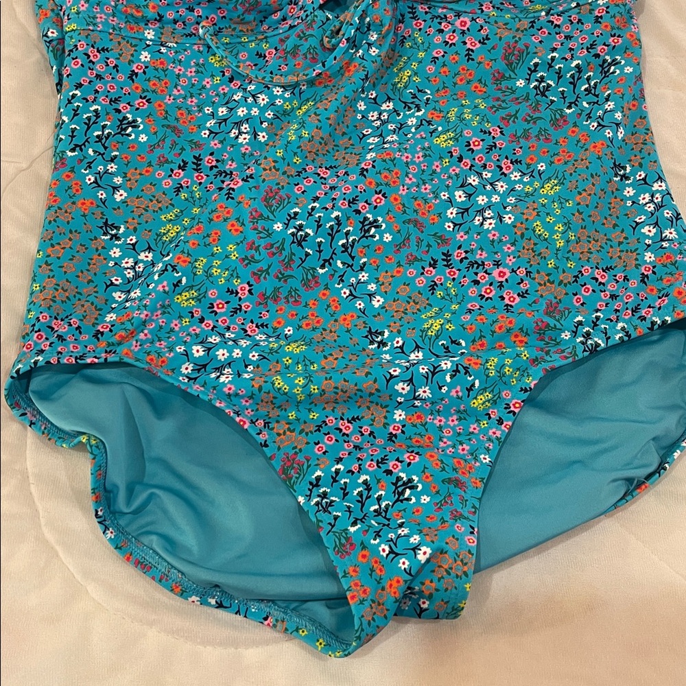 Beautiful multi color floral pattern one piece swimsuit, NWOT,  PRICE IS FIRM - Picture 5 of 6